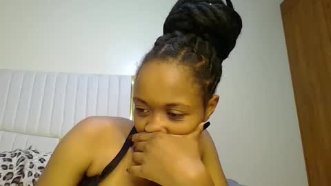 Snapshot of shanizz001 chatting on 01.30.25 shanizz online show from 01.30.25