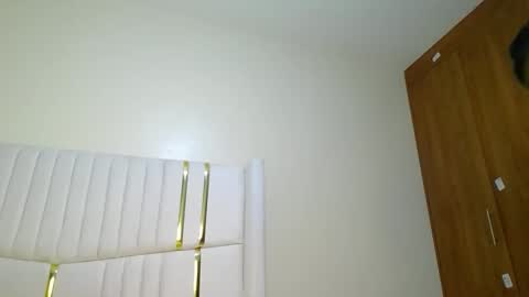 Snapshot of shanizz001 chatting on 02.02.25 shanizz online show from 02.02.25