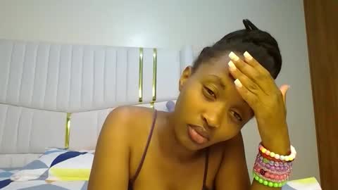 Snapshot of shanizz001 chatting on 02.27.25 shanizz online show from 02.27.25