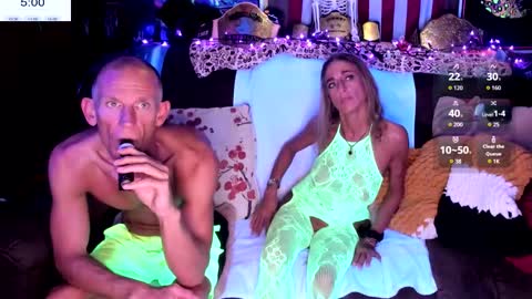 ShanNikki420 online show from 11.30.25