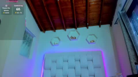 Shana online show from 09.12.25