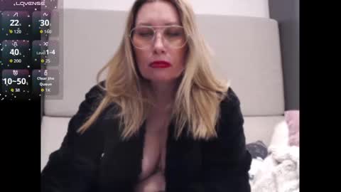 Snapshot of shannon07 chatting on 01.14.26 Shannon07 online show from 01.14.26