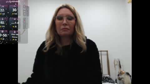 Snapshot of shannon07 chatting on 02.25.26 Shannon07 online show from 02.25.26