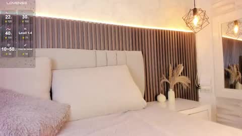 SHANON online show from 11.12.25