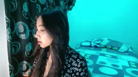 shantal_101 online show from 12.02.25