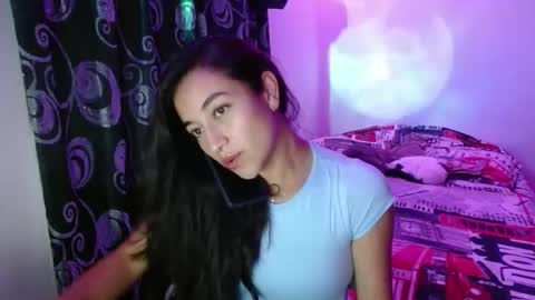 Snapshot of shantal_d03 chatting on 11.11.25 shantal_d03 online show from 11.11.25