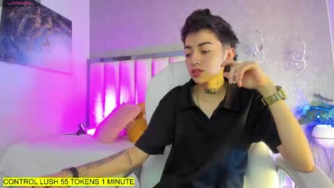 Snapshot of shantal_thompson21 chatting on 04.28.26 Shantal online show from 04.28.26