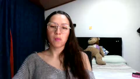 shantaldumont online show from 12.03.25