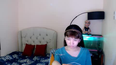 SHANTA FOX  s online show from 04.14.26