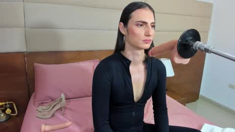  Shantall  online show from 02.05.26