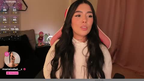 Snapshot of shantall_vidales chatting on 01.07.25 online show from 01.07.25