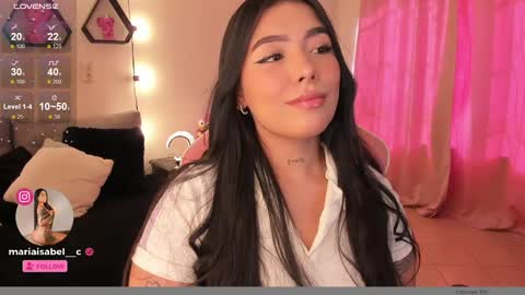 Snapshot of shantall_vidales chatting on 02.02.25 online show from 02.02.25
