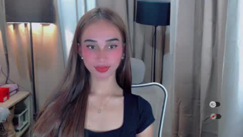 Snapshot of shantallfuckdoll chatting on 06.18.26 shantallfuckdoll online show from 06.18.26