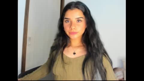 Snapshot of shara_jones chatting on 03.12.25 Sara online show from 03.12.25