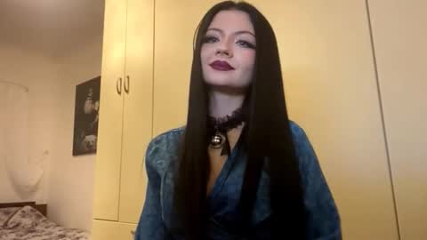 Angie online show from 10.20.25