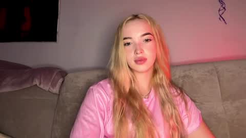 Mia online show from 08.02.26