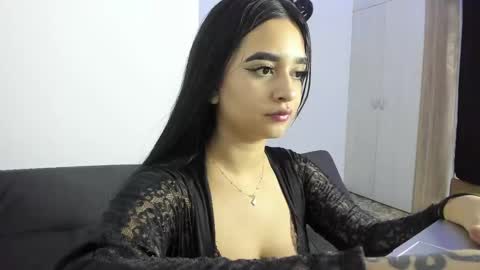 Snapshot of sharlot07 chatting on 12.17.24 Sharlot07 online show from 12.17.24