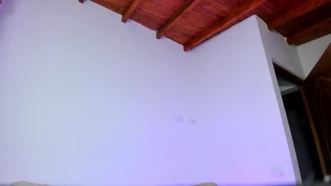 Hi fiends ---- I usually start online from Monday to Friday from 1000 am Saturdays and Sundays at 600 am Colombia time online show from 02.15.26