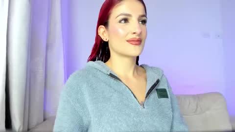 Hi fiends ---- I usually start online from Monday to Friday from 1000 am Saturdays and Sundays at 600 am Colombia time online show from 02.24.26