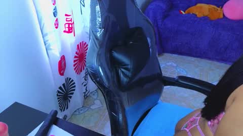 Snapshot of sharlott_pamela chatting on 10.31.25 Pamela online show from 10.31.25