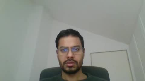 Snapshot of sharmamanxyz chatting on 12.16.25 sharmamanxyz online show from 12.16.25