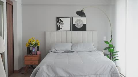 Snapshot of sharon__baker_ chatting on 02.04.25 sharon baker online show from 02.04.25