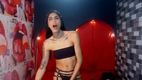 Snapshot of sharon_allan chatting on 07.25.26 Sharon online show from 07.25.26