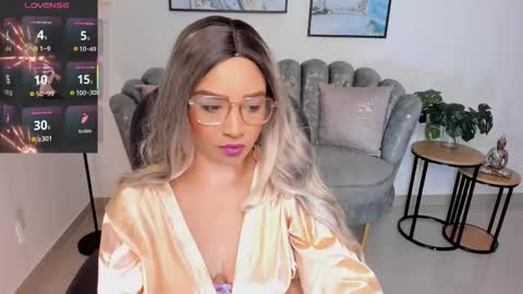 sharon_breezee online show from 10.14.25