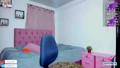 Jessica       independent model  online show from 09.28.25