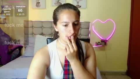 ESTEFI  online show from 07.19.26