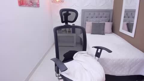 sharon online show from 12.15.25