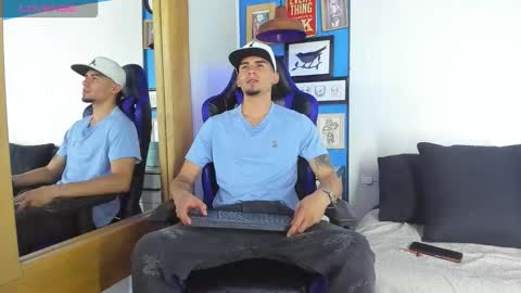 Sharon  Tyga online show from 12.14.25