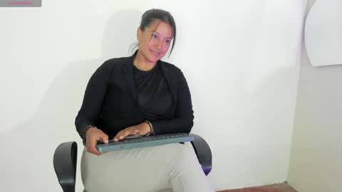 Snapshot of sharoncute16 chatting on 04.08.26 sharoncute16 online show from 04.08.26