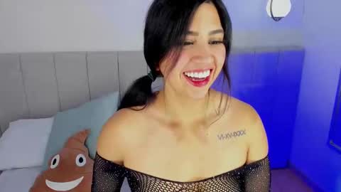 SharonLovee  online show from 09.11.25