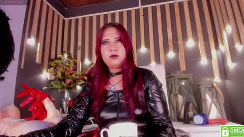Snapshot of sharoon_gold chatting on 01.15.25 Your mistress Sharon online show from 01.15.25