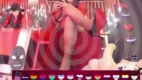 Snapshot of sharoon_gold chatting on 02.15.25 Your mistress Sharon online show from 02.15.25