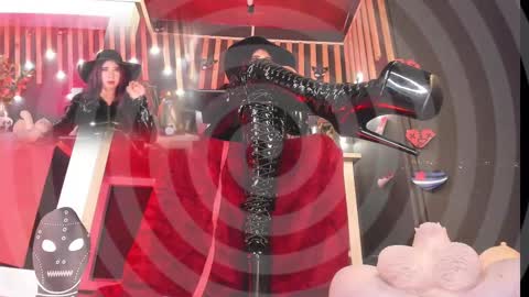 Snapshot of sharoon_gold chatting on 02.22.25 Your mistress Sharon online show from 02.22.25