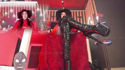 Snapshot of sharoon_gold chatting on 02.23.25 Your mistress Sharon online show from 02.23.25