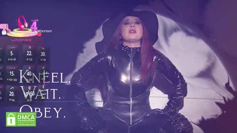 Snapshot of sharoon_gold chatting on 10.23.25 Your mistress Sharon online show from 10.23.25