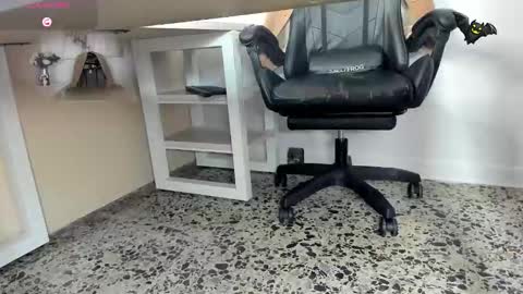 Snapshot of sharoon_gold chatting on 02.06.26 Your mistress Sharon online show from 02.06.26