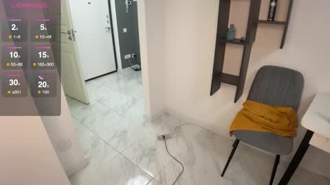 Snapshot of shavarace1 chatting on 03.06.25 cumshoters online show from 03.06.25