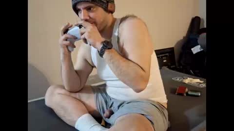 Snapshot of shawnboarder94 chatting on 02.28.25 snowboarder9420 online show from 02.28.25