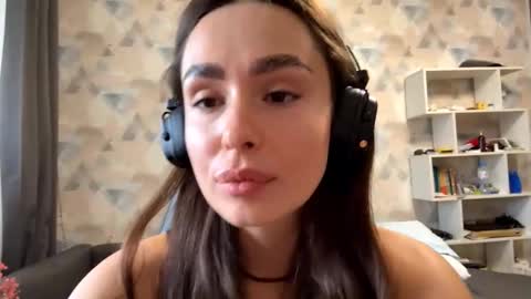 May online show from 10.14.25