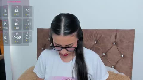 Snapshot of shayla__bross chatting on 12.14.25 shayla bross online show from 12.14.25