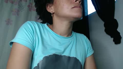 Snapshot of shayna_cute chatting on 12.16.24 Shayna online show from 12.16.24