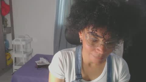 Snapshot of shayna_cute chatting on 01.26.25 Shayna online show from 01.26.25