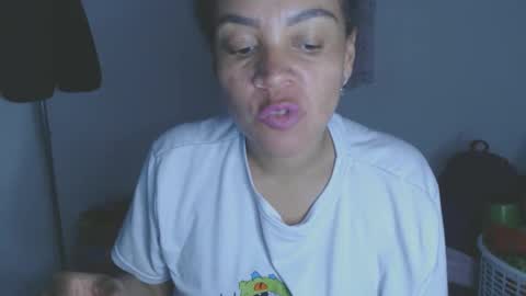 Snapshot of shayna_cute chatting on 11.10.25 Shayna online show from 11.10.25