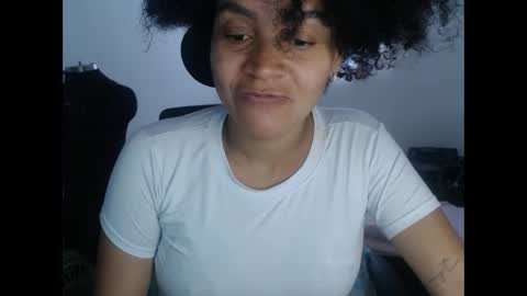 Snapshot of shayna_cute chatting on 11.30.25 Shayna online show from 11.30.25