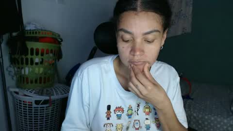 Snapshot of shayna_cute chatting on 06.28.26 Shayna online show from 06.28.26