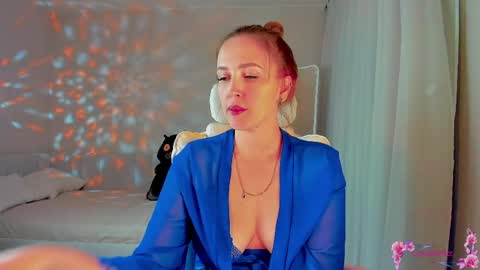 she_wolf1 online show from 04.07.26